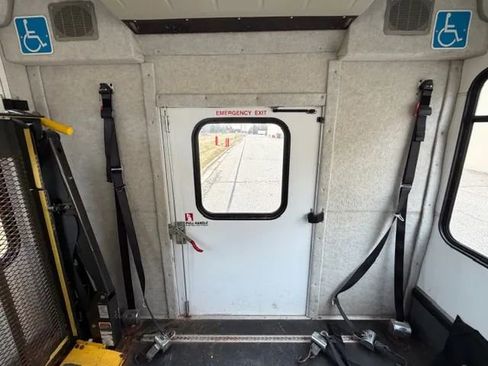 Used 2013 Ford E-350 and Econoline 350 Super Duty w/ Shuttle Bus Prep Pkg image 30