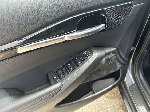 Used 2024 Kia Seltos EX FWD image 25