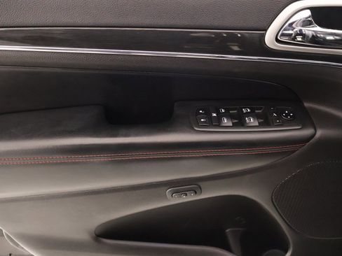 Used 2018 Jeep Grand Cherokee Trailhawk w/ Trailhawk Luxury Group image 17