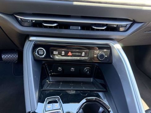 Certified 2025 Audi Q5 Premium w/ Convenience Package AWD/4WD image 23