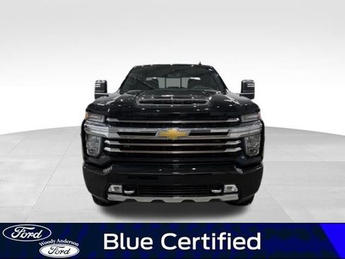 Used 2022 Chevrolet Silverado 2500 High Country w/ Z71 Off-Road Package image 4