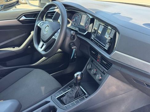 Used 2019 Volkswagen Jetta S w/ Driver Assistance Package FWD image 9