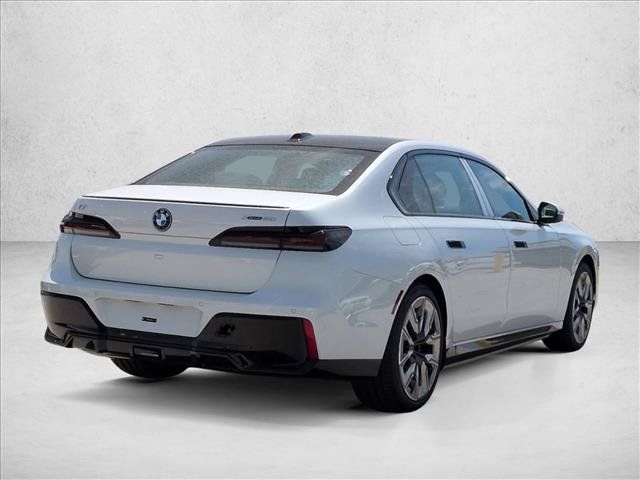 Used 2026 BMW i7 xDrive60 AWD/4WD image 2
