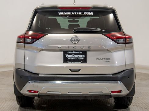 Used 2022 Nissan Rogue Platinum w/ Head-Up Display Package image 12