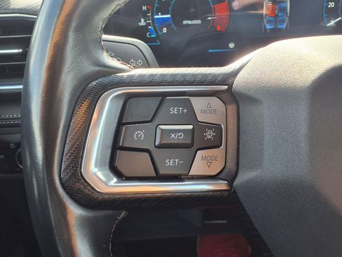 Used 2025 Ford Mustang Premium RWD image 16