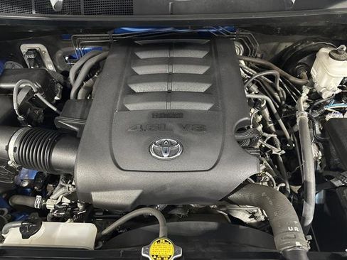 Used 2017 Toyota Tundra SR5 image 33