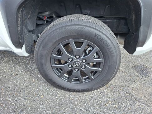 Used 2025 Toyota 4Runner SR5 image 23