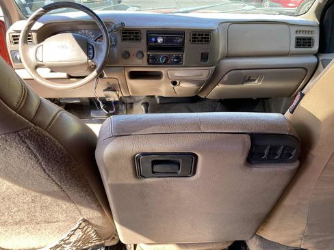 Used 1999 Ford F350 Lariat image 29