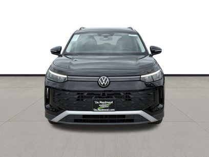 New 2026 Volkswagen Tiguan SE
