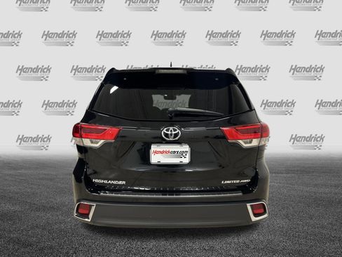 Used 2018 Toyota Highlander Limited w/ Protection Package #3 AWD/4WD image 9