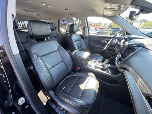 Used 2018 Chevrolet Traverse Premier w/ Driver Confidence II Package image 17