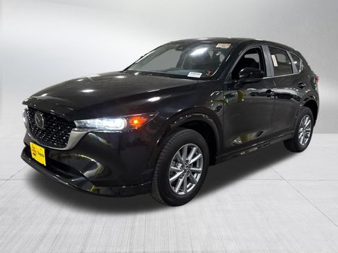 Used 2025 MAZDA CX-5 AWD 2.5 S w/ Preferred Package image 3