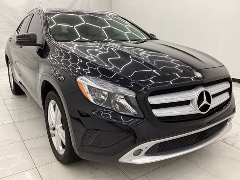 Used 2015 Mercedes-Benz GLA 250 4MATIC image 3