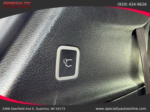 Used 2019 Chrysler Pacifica Limited w/ S Appearance Package image 24