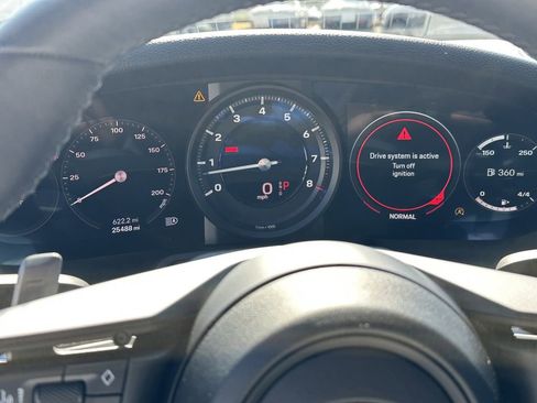 Used 2022 Porsche 911 Carrera image 23