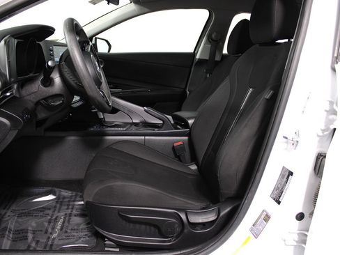 Used 2021 Hyundai Elantra SEL FWD image 6