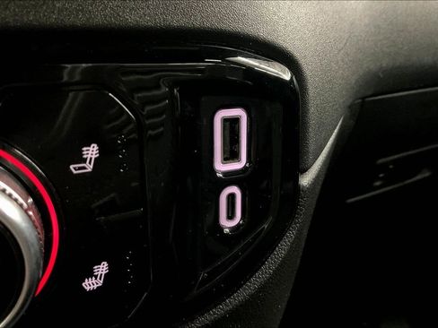 Used 2024 GMC Sierra 1500 Elevation image 19