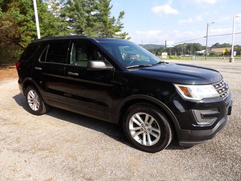 Used 2016 Ford Explorer FWD image 7
