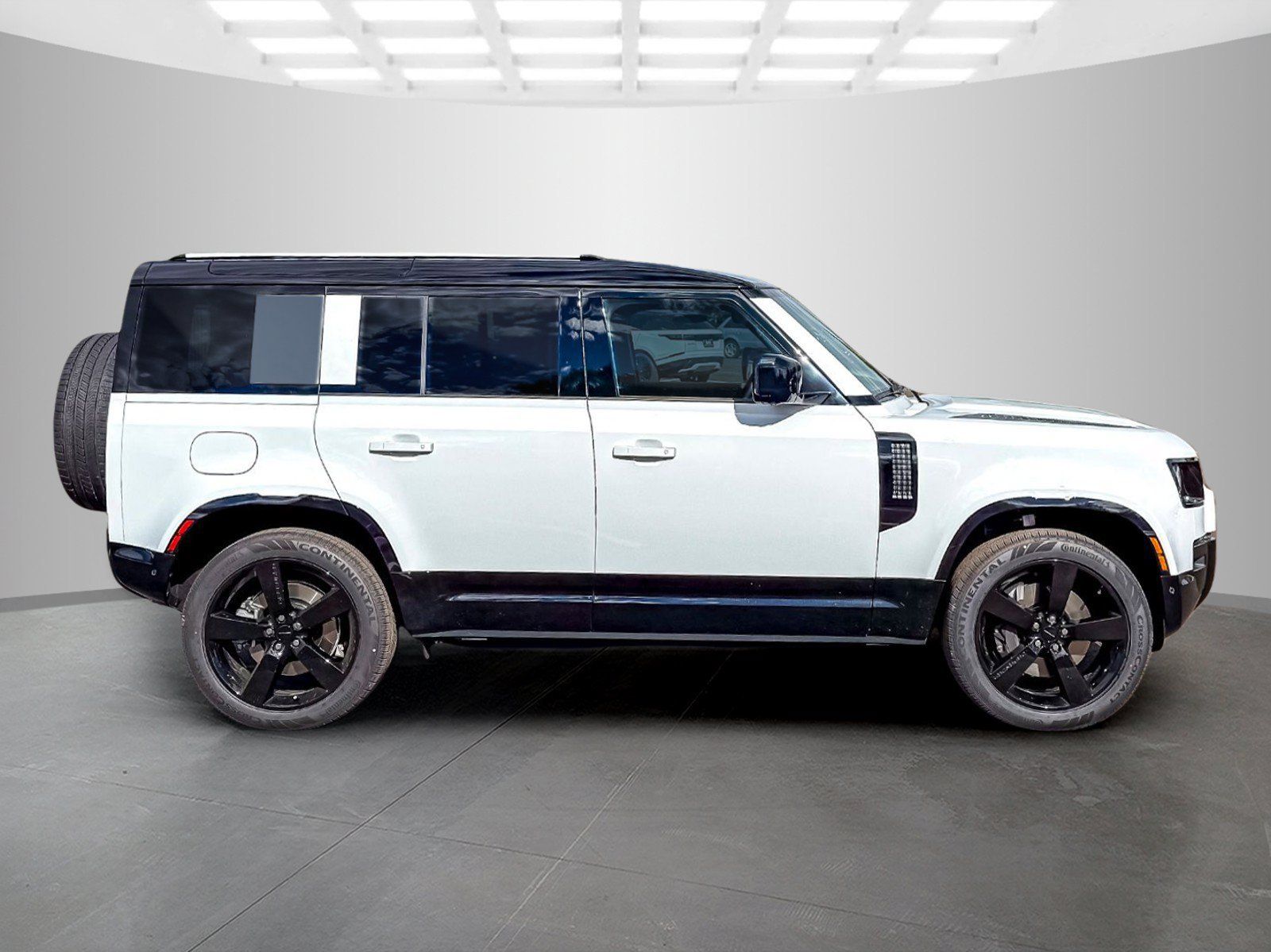 New 2026 Land Rover Defender 110 X-Dynamic SE AWD/4WD image 6