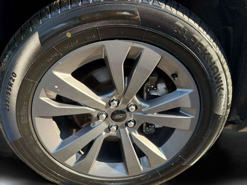 Used 2021 Ford Explorer XLT w/ Equipment Group 202A image 36