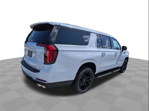 New 2026 GMC Yukon XL Denali AWD/4WD image 4