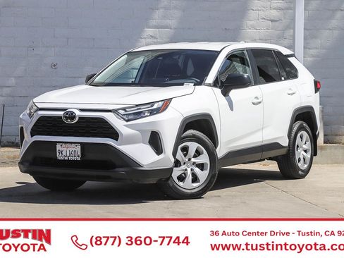 Certified 2024 Toyota RAV4 LE AWD/4WD image 1
