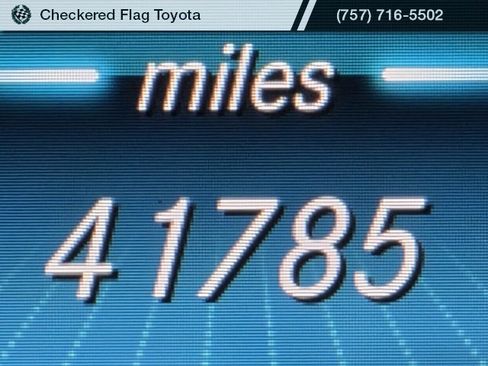 Used 2022 Mercedes-Benz GLC 300 4MATIC image 28