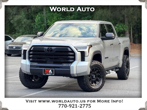 Used 2025 Toyota Tundra SR5 AWD/4WD image 1