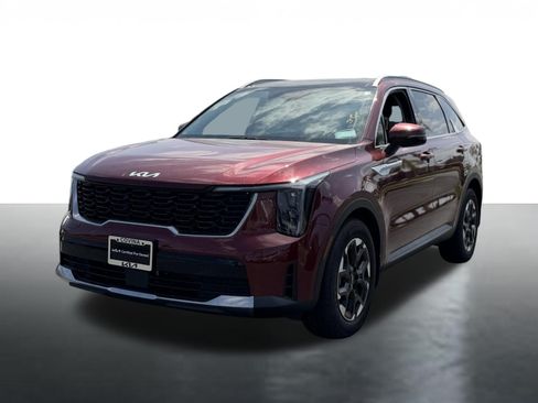 Certified 2025 Kia Sorento S w/ Panoramic Sunroof Package FWD image 4