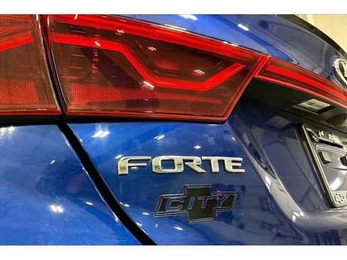 Used 2020 Kia Forte GT-Line image 9