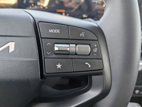 New 2025 Kia K4 GT-Line Turbo FWD image 31
