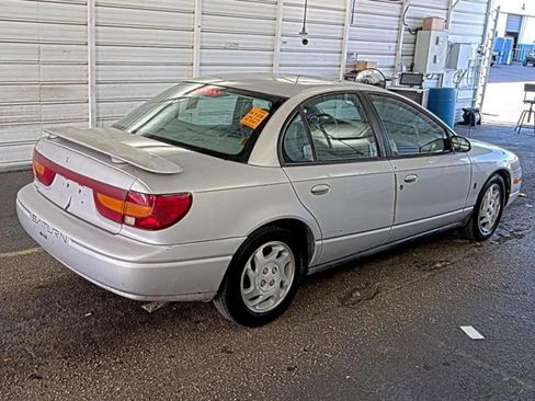 Used 2001 Saturn S-Series SL2 w/ SL2 Option Pkg 2 image 3
