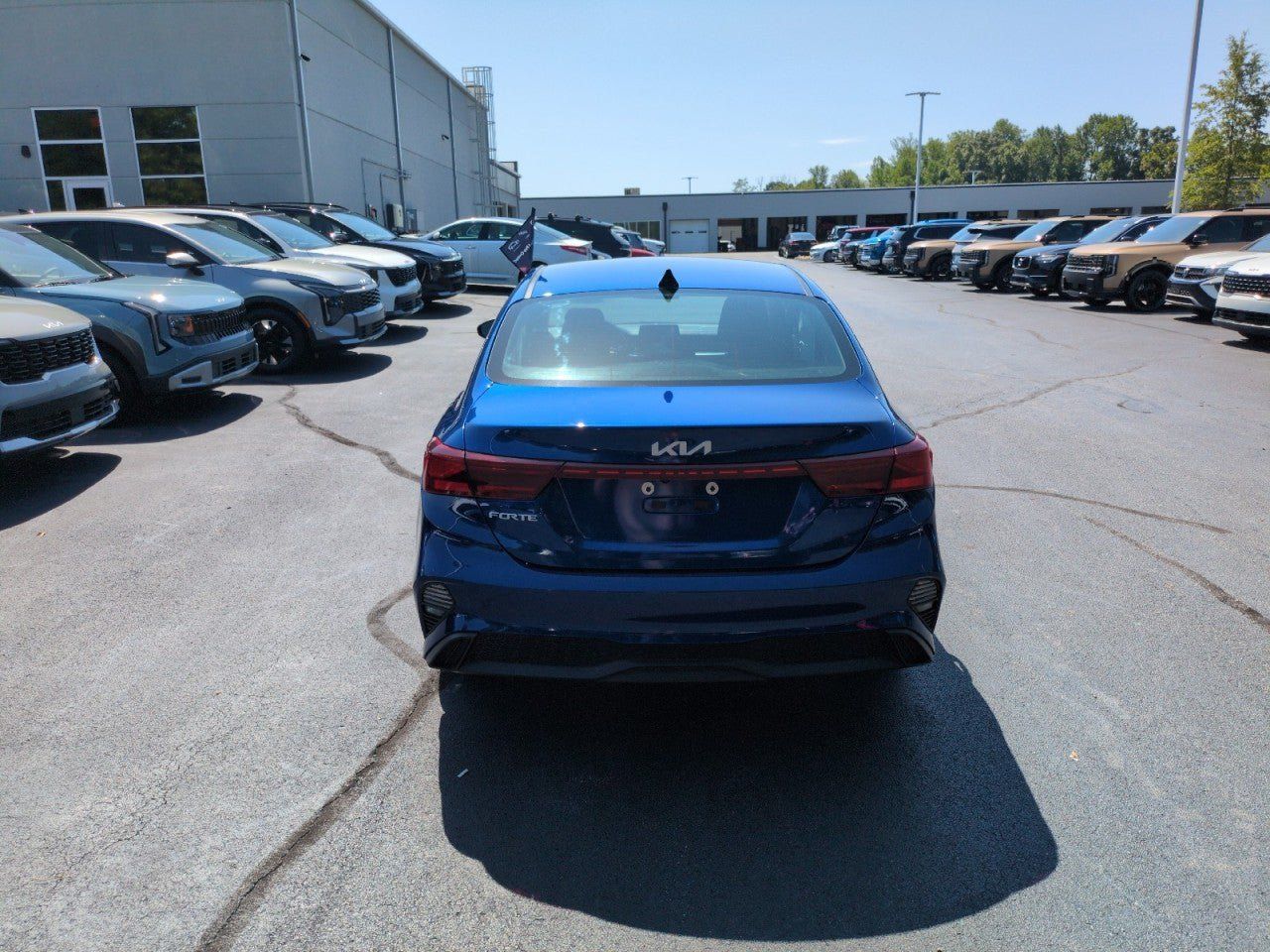 Certified 2024 Kia Forte LXS FWD image 6