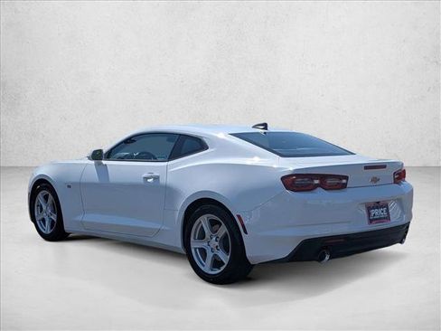 Certified 2023 Chevrolet Camaro LT RWD image 8