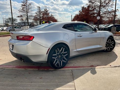 Used 2017 Chevrolet Camaro LT image 6