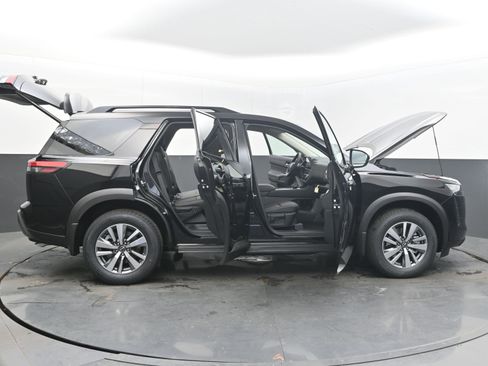 New 2026 Nissan Pathfinder SL FWD image 46