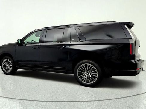 Used 2025 Cadillac Escalade ESV Sport Platinum AWD/4WD image 7