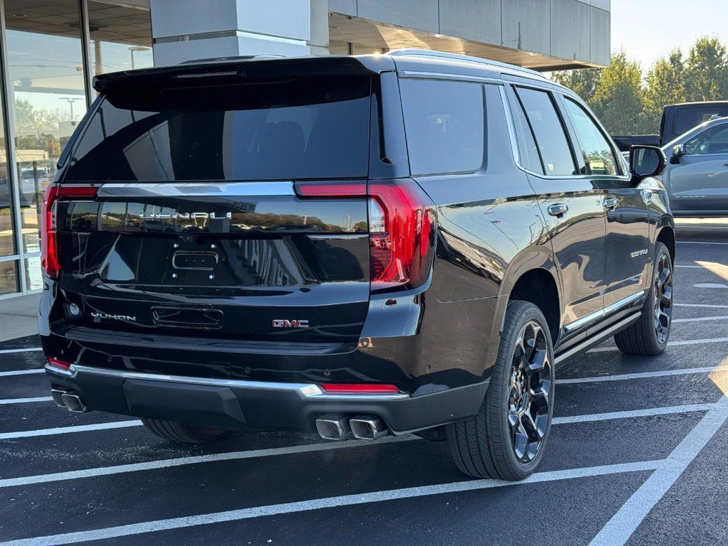 New 2026 GMC Yukon Denali w/ Sun & Power Step Package AWD/4WD image 4