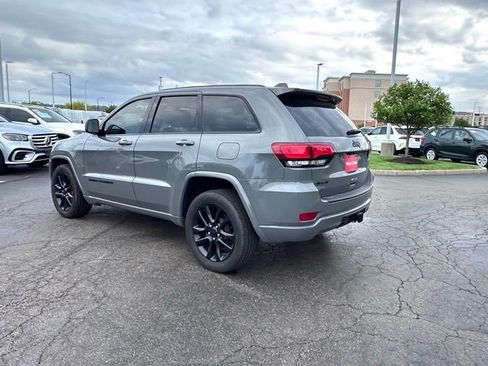 Used 2020 Jeep Grand Cherokee Altitude image 8