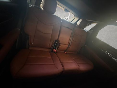 Certified 2024 Cadillac XT5 Premium Luxury w/ Technology Package FWD image 21