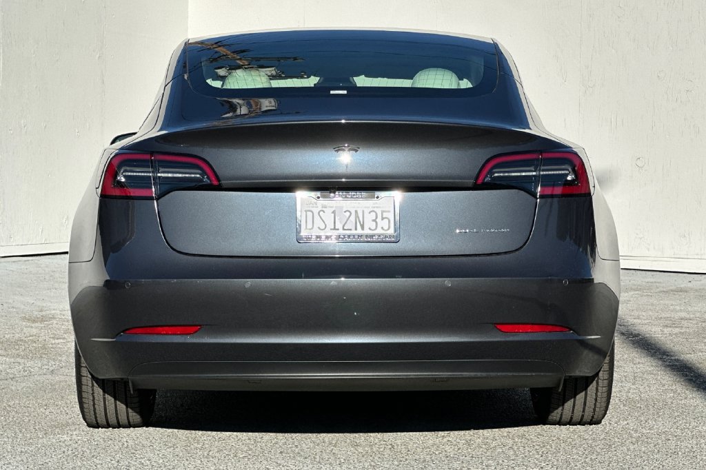 Used 2018 Tesla Model 3 Long Range AWD/4WD image 4