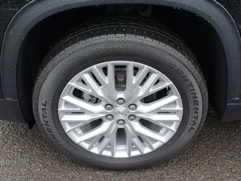Certified 2024 GMC Acadia Elevation AWD/4WD image 11