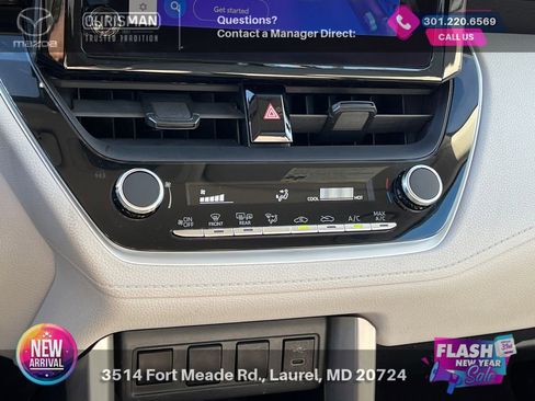 Used 2024 Toyota Corolla Cross L image 15