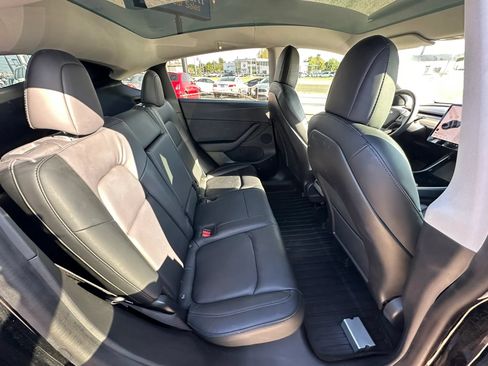 Used 2020 Tesla Model Y Long Range AWD/4WD image 14