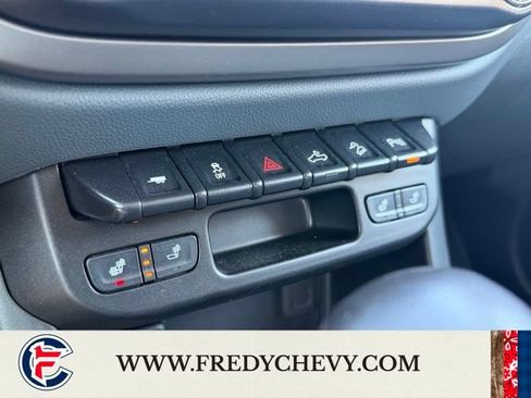 Used 2022 Chevrolet Colorado Z71 AWD/4WD image 20