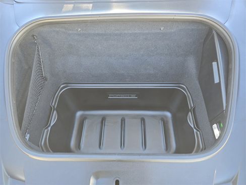 Used 2024 Porsche 911 Targa 4 GTS image 31