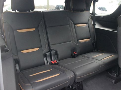 Used 2023 GMC Yukon AT4 w/ AT4 Premium Package image 44
