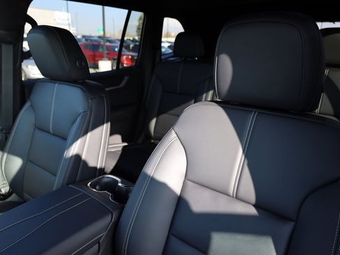 New 2026 GMC Acadia Elevation w/ Elevation Premium Package image 16