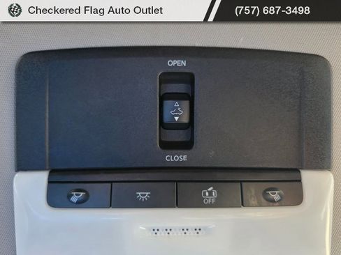 Used 2020 Nissan Altima 2.5 SR w/ Premium Package image 11