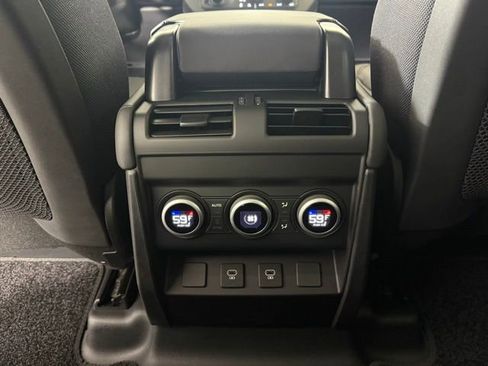 New 2025 Land Rover Defender 110 V8 image 24